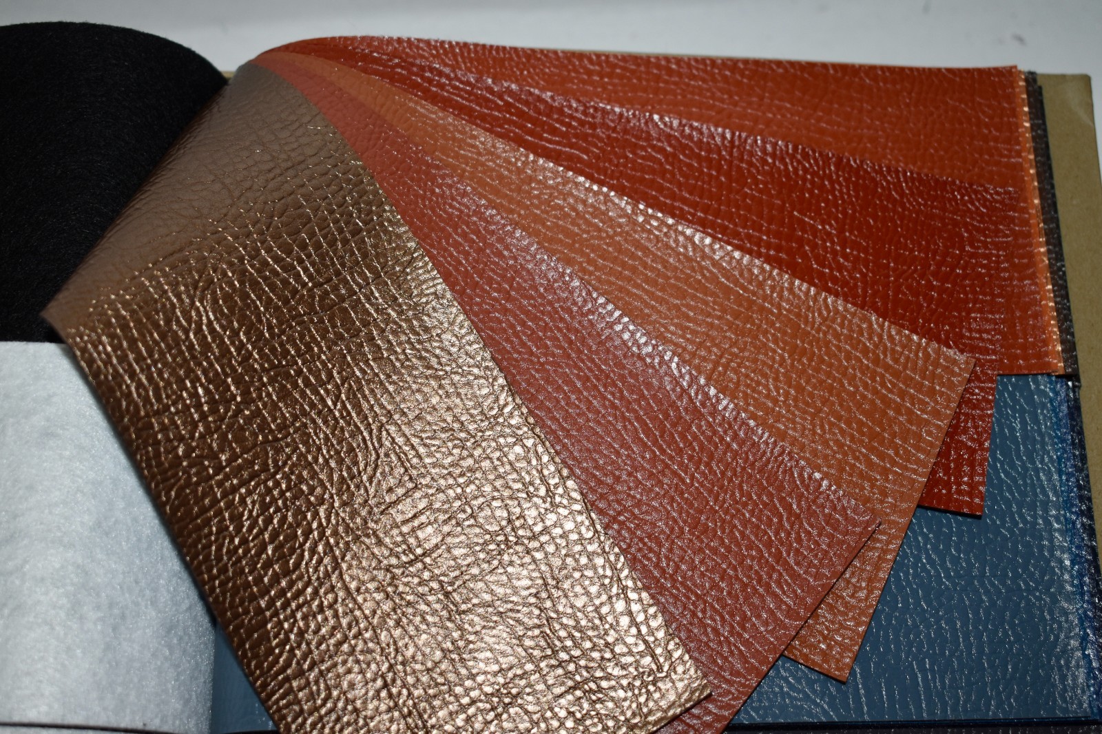 FABRIC SAMPLE BOOK Multicolor CONTEMPORARY FAUX LEATHER 80pcs LOT e-z peel back