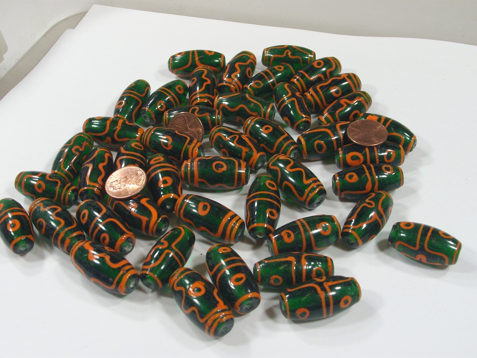 2 Pounds Large Oval Green India Handmade Glass Beads Wholesale Lot (PNT-2) ⭐