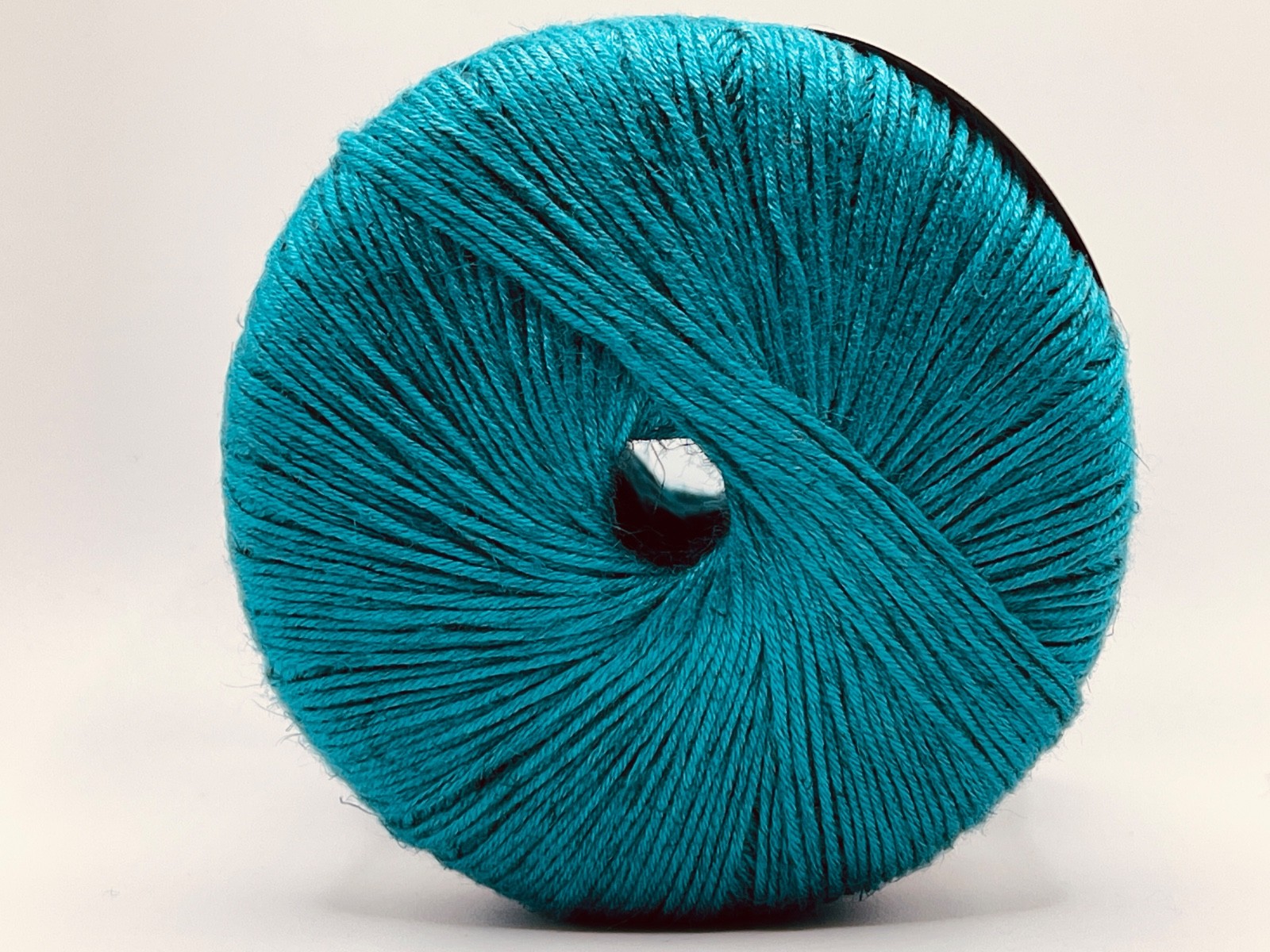 Teal Linen Ice Yarns 68889 Fine, Sport Weight 50gr 191yd 50% Linen 50% Viscose