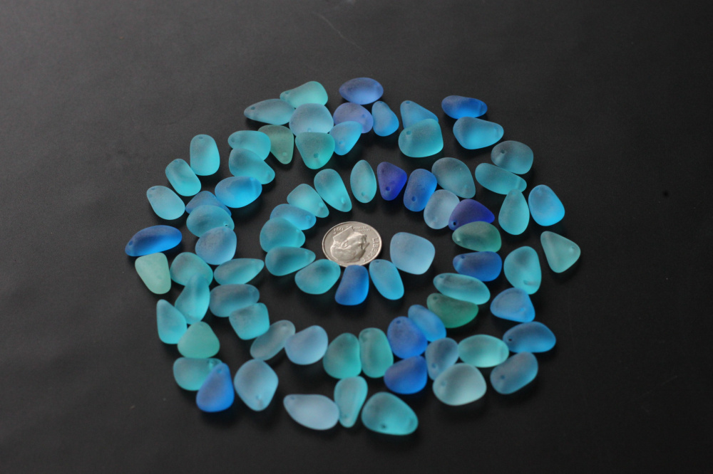 top drilled sea beach glass 10 pcs lot blue aqua cobalt tiny pendant jewelry use