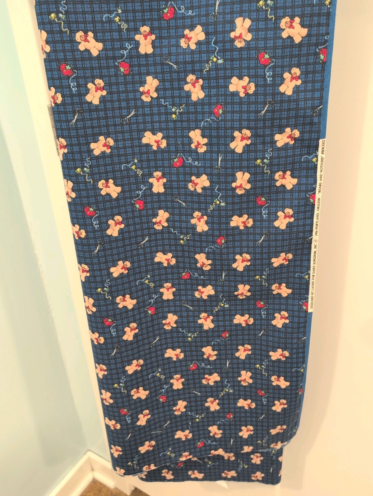 Bears And Notions 1996 Daisy Kingdom Cotton Fabric 2 Yards By 44 Inches Wide