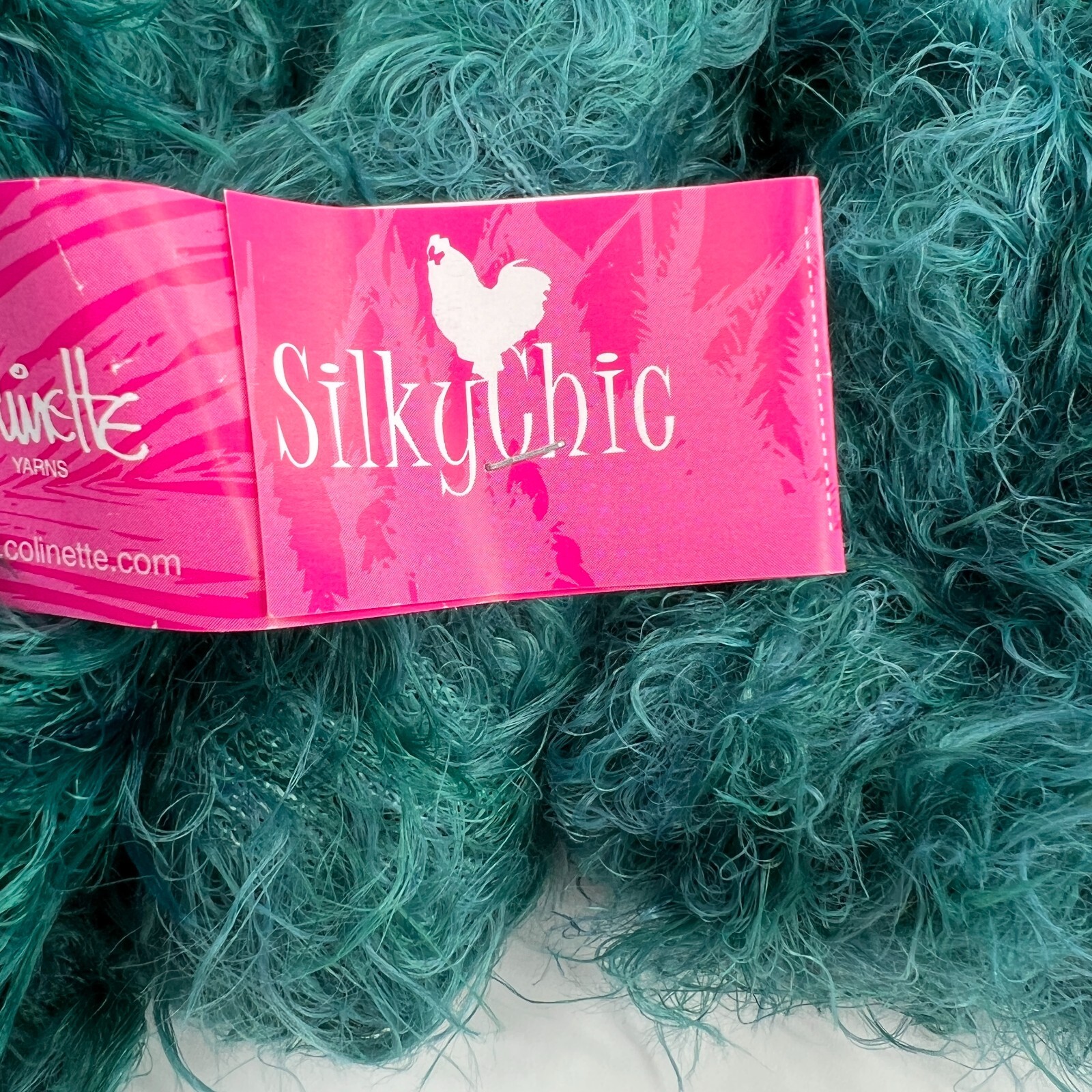 5 Lot – COLINETTE Silky Chic Yarn Skein | 100Gr | 232Yds | Color: VELVET OLIVE