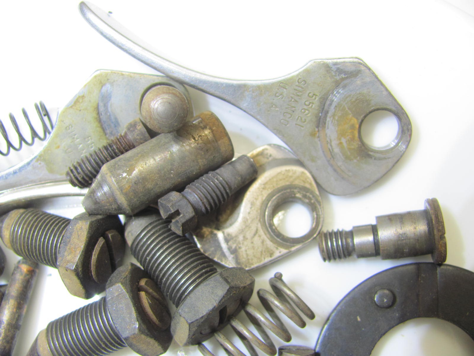 Singer Model 15-91 Sewing Machine Screw Hardware Misc Lot