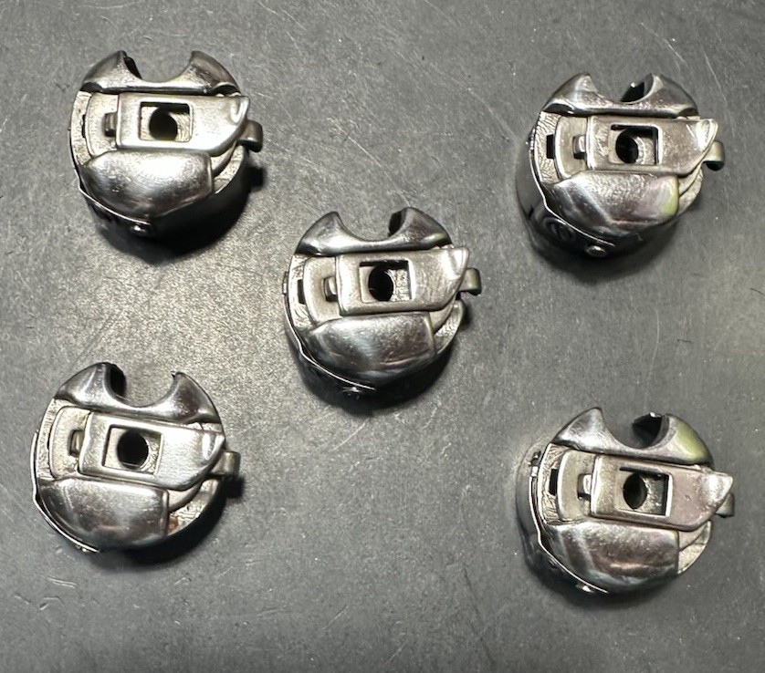 (5) Bobbin Case 52237 Compatible w/ Singer & Other Vintage Sewing Machines L#EB8