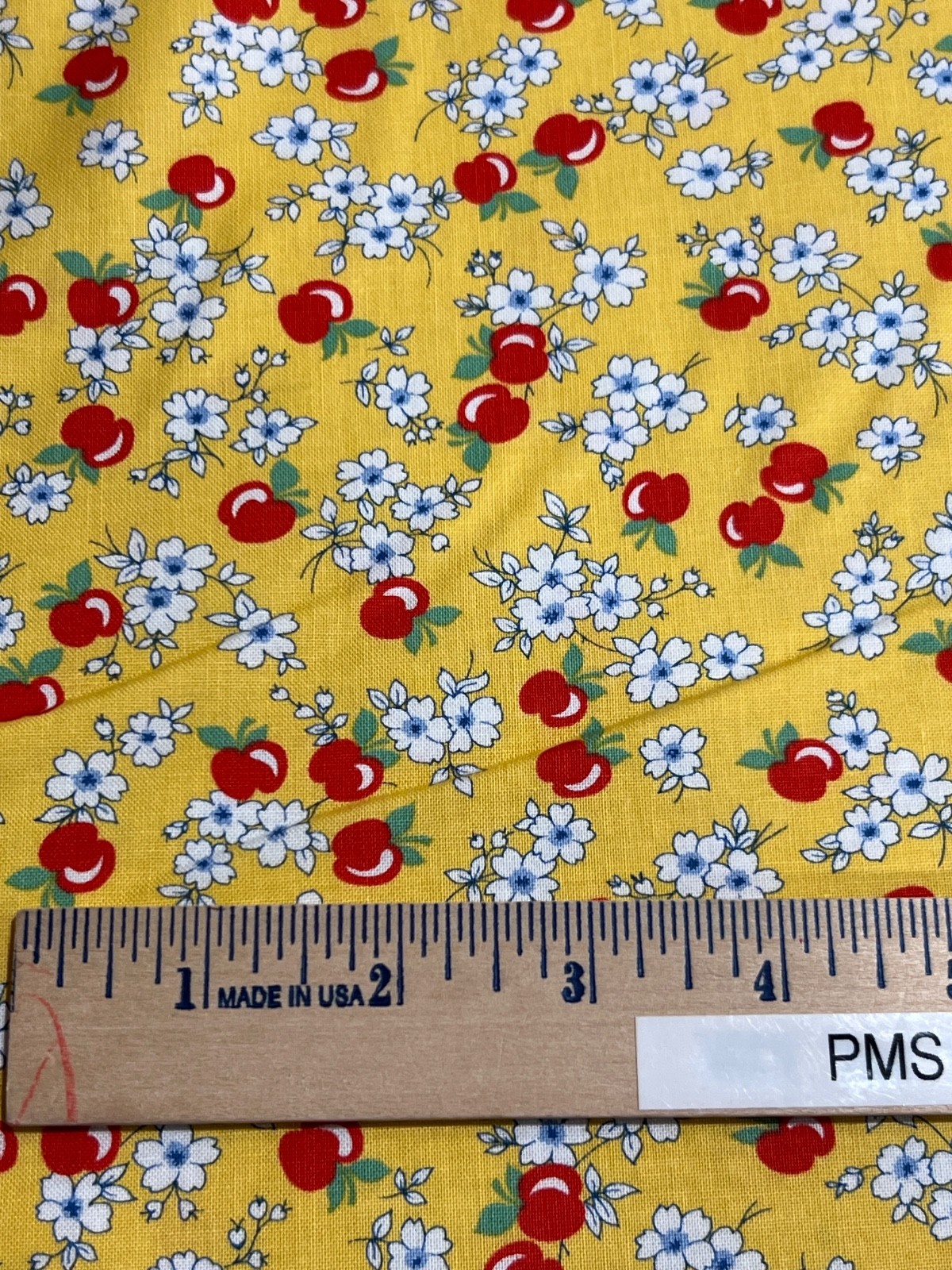 Moda 30s Playtime 100% cotton fabric by the yard 36×44 Cherries Flowers 23371 15