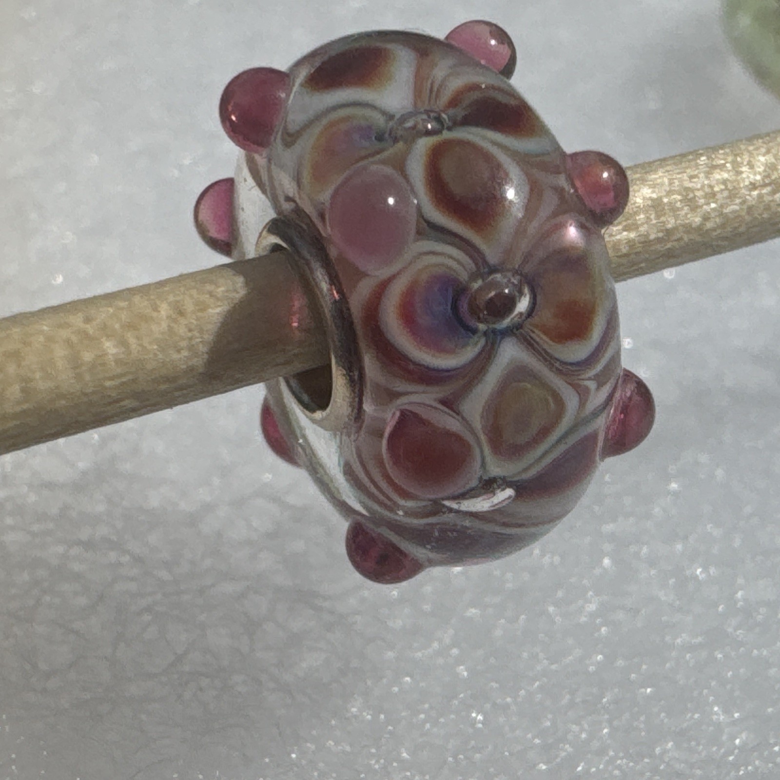 Authentic Elfbeads rare and retired set of 6 charms. Fun, iridescent, and unique