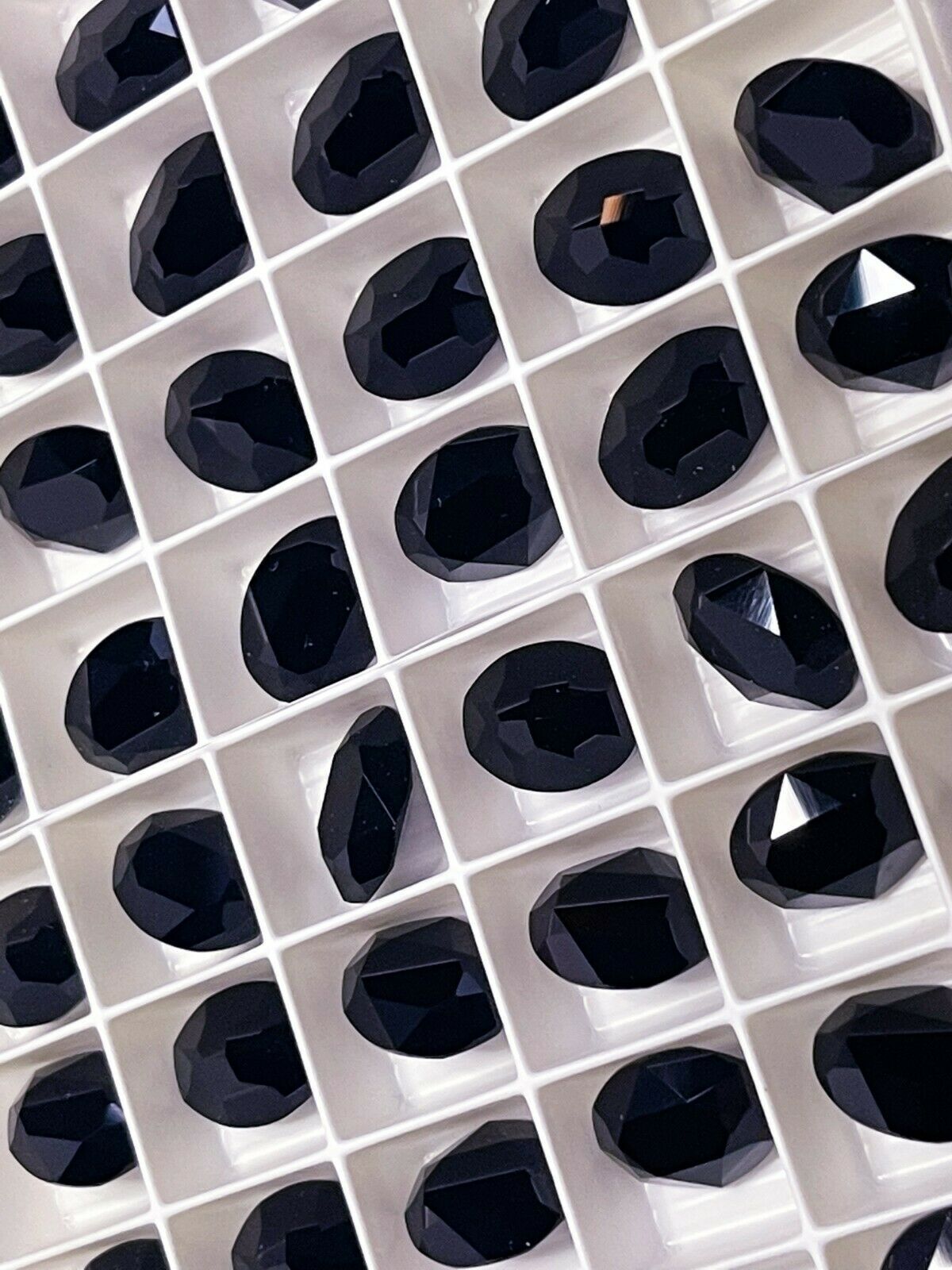 Swarovski Crystal Jet 4120 18.0 mm x 13.0 mm