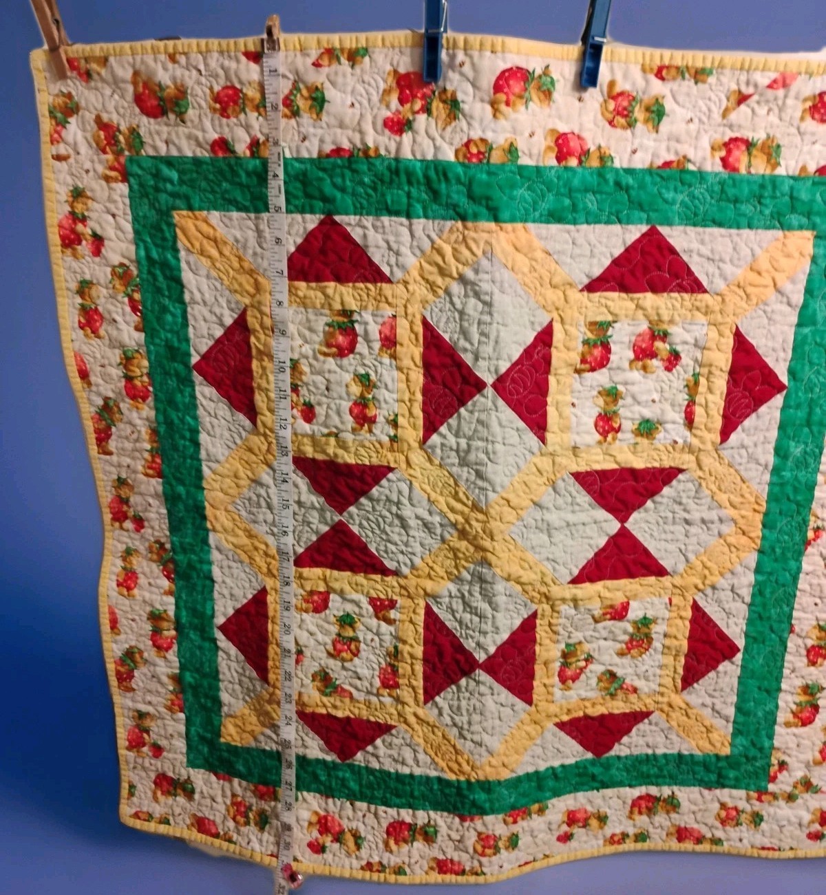 Vintage Country Rose Quilt Guild Baby Lap Blanket Strawberry Bear 32″ X 32″ KS