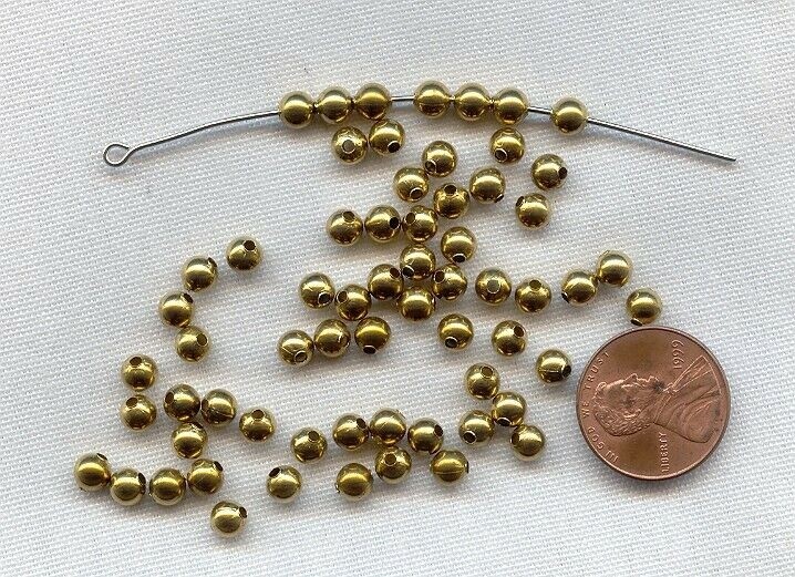 50 VINTAGE BRASS SMOOTH 5mm. ROUND BEADS D226