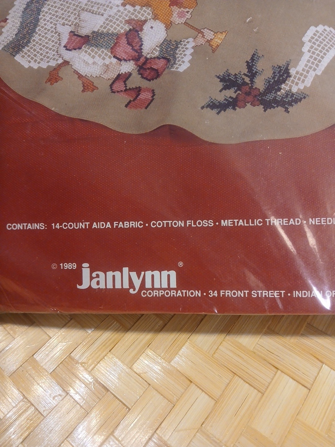 Janlynn Christmas Cross Stitch Angels & Bells Tree Skirt 40″ Round New Sealed