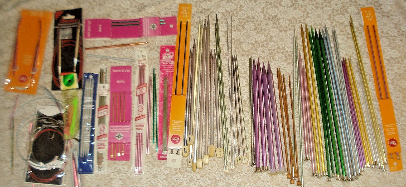 Big Lot KNITTING NEEDLES 26 Prs Single Point, 22 Double Point and 8 Circular