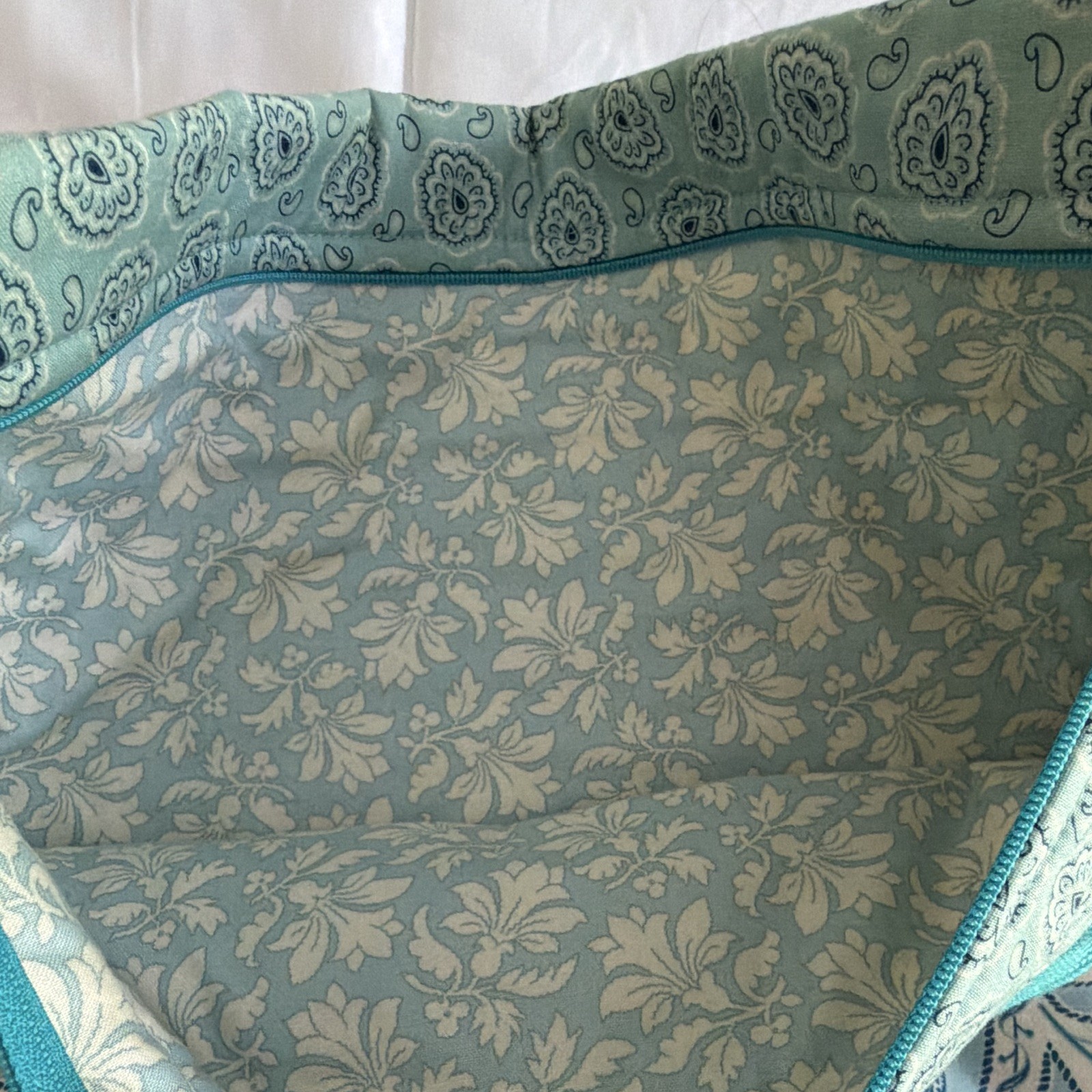 Sew Much 2 Luv Blue/White Floral Fabric Zipper Makeup Bag 13×11 in