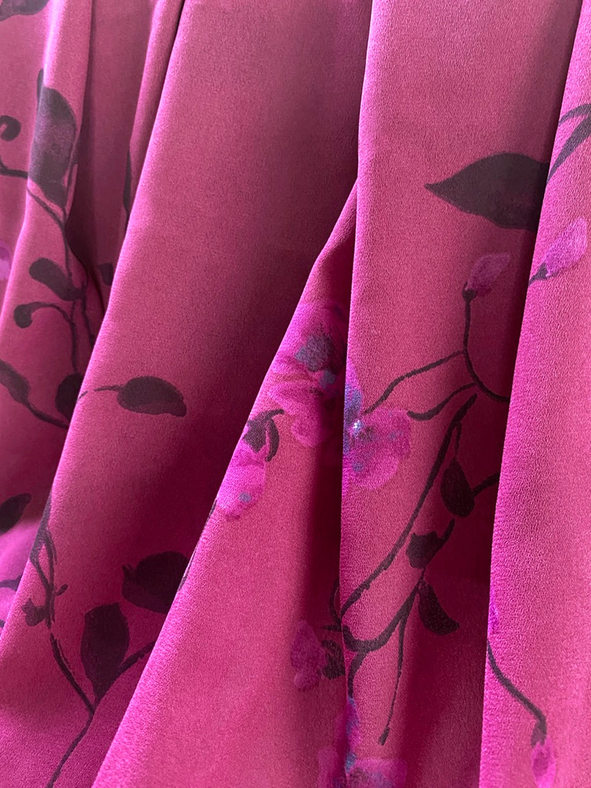Rose Red, Pink, and Black Semi-Sheer Crepe Fabric, 1 3/4 Yds, 44″ Wd