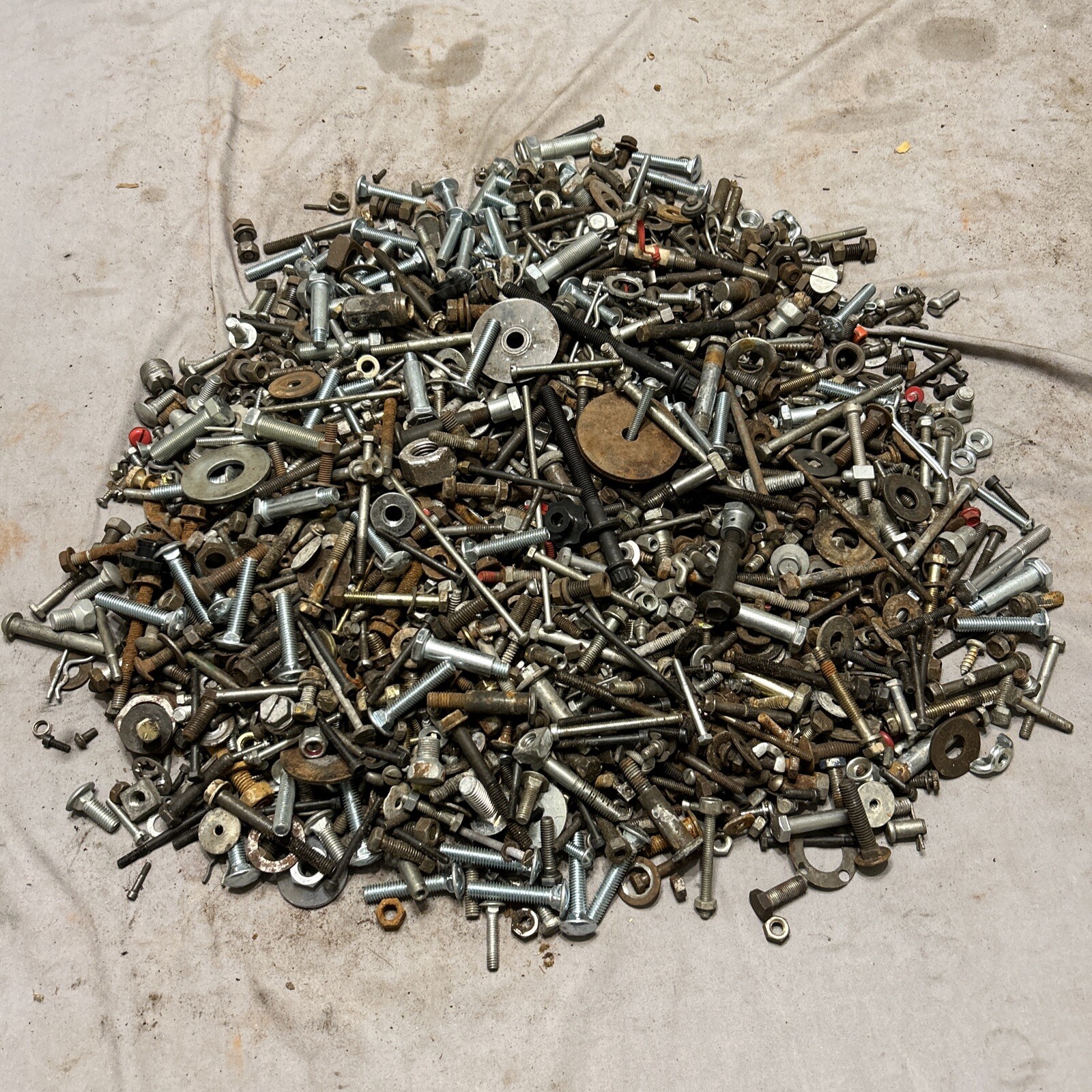 55LBS ASSORTED NEW/USED HARDWARE BOLTS, SCREWS, WASHERS, NUTS, CLIPS, PINS