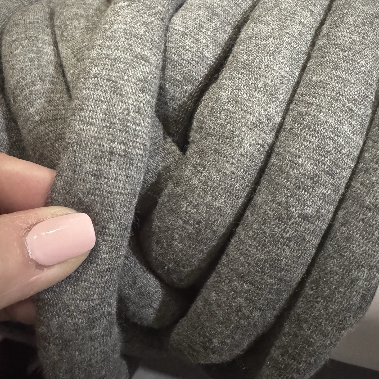 Jumbo Yarn Grey Loops & Threads Wild & Free Sauvage & Libre 35oz/49yds