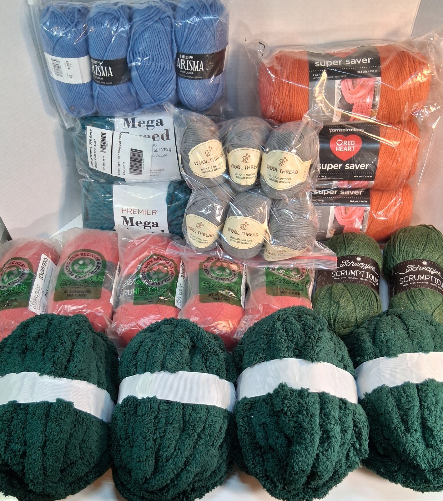 Yarn Lot 26 Skiens 7 Lb Asst Vivid Colors Fine to Jumbo Green Coral Blue Gray +