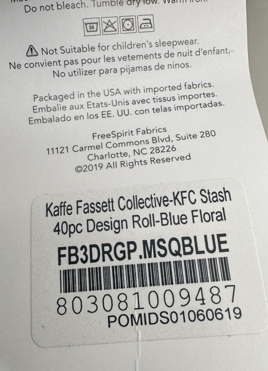 Kaffe Fassett Collective KFC Stash Free Spirit 40 pcs Design Roll Blue Floral