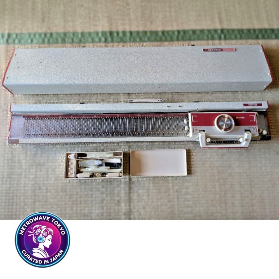 Brother KH-220 Bulky Knitting Machine Unused Rare Heavyweight Yarn Master