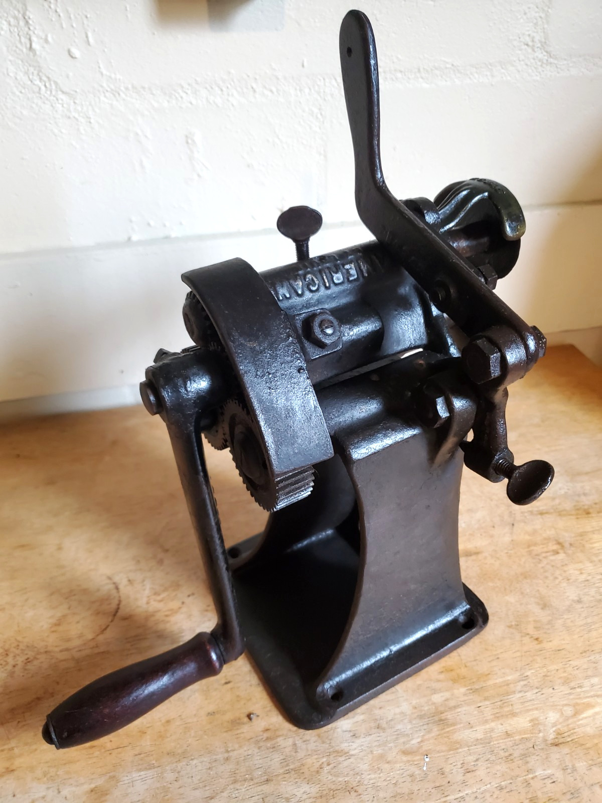 American St. Louis Iron Leather Cutting Machine Hand Crank Vintage Antique Rare