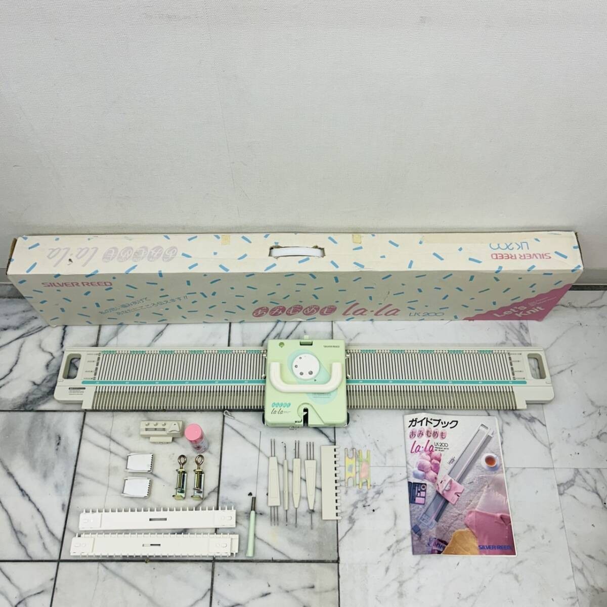 SILVER REED LK200 AmiMumeMo LaLa Knitting Machine w/ Box Accessories Untested JP