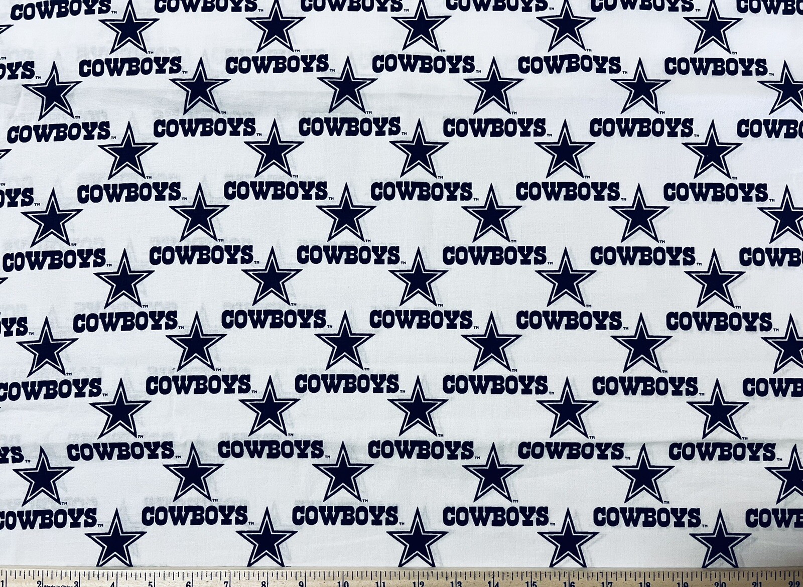 VINTAGE 1994 NFL DALLAS COWBOYS football, 1/4 Yard (9” x 57”) 100% cotton fabric