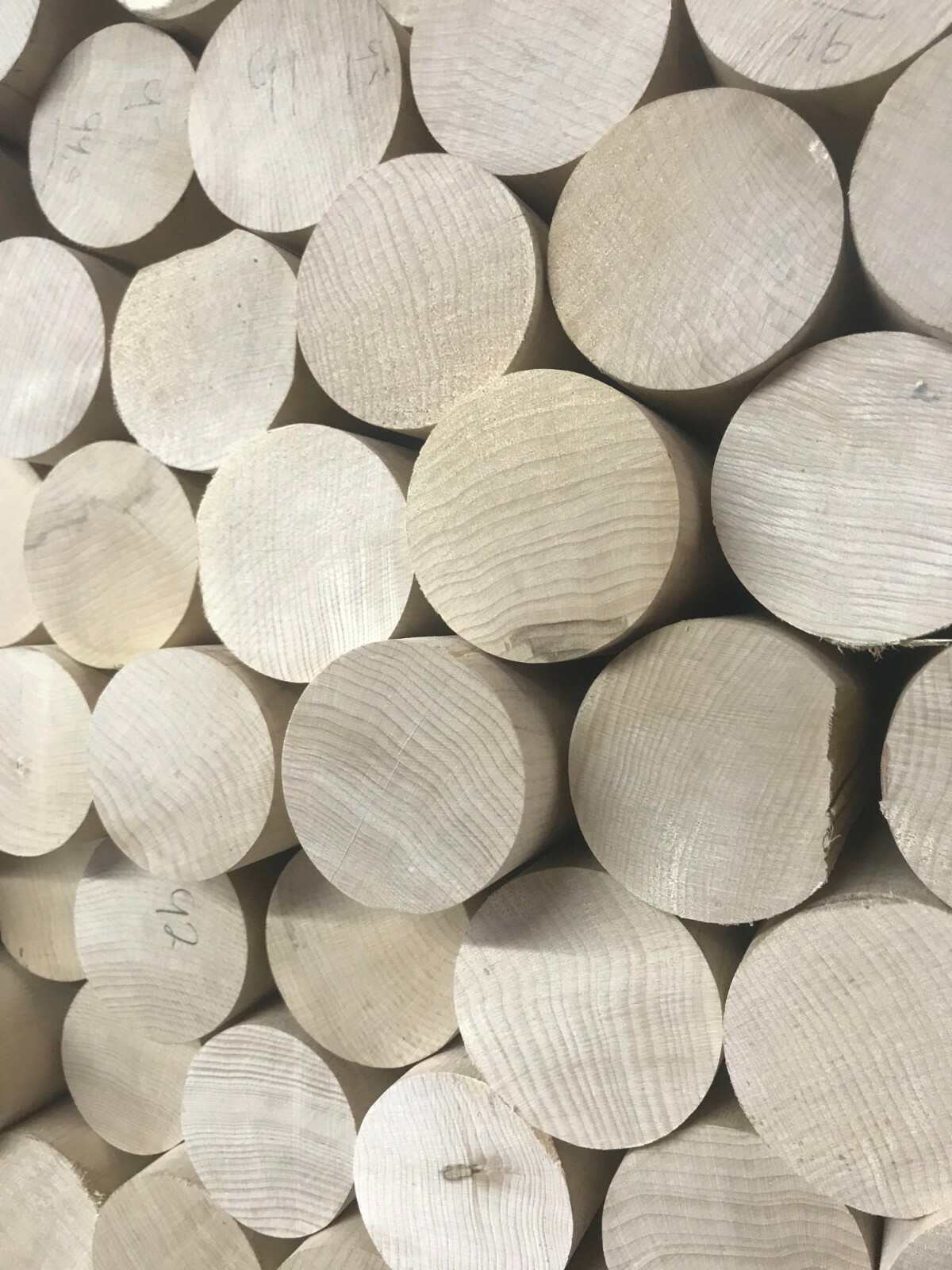 2-3/4″x36″ *FACTORY-SECOND* CURLY Hard Maple Dowel *Kiln Dried* Turning Wood