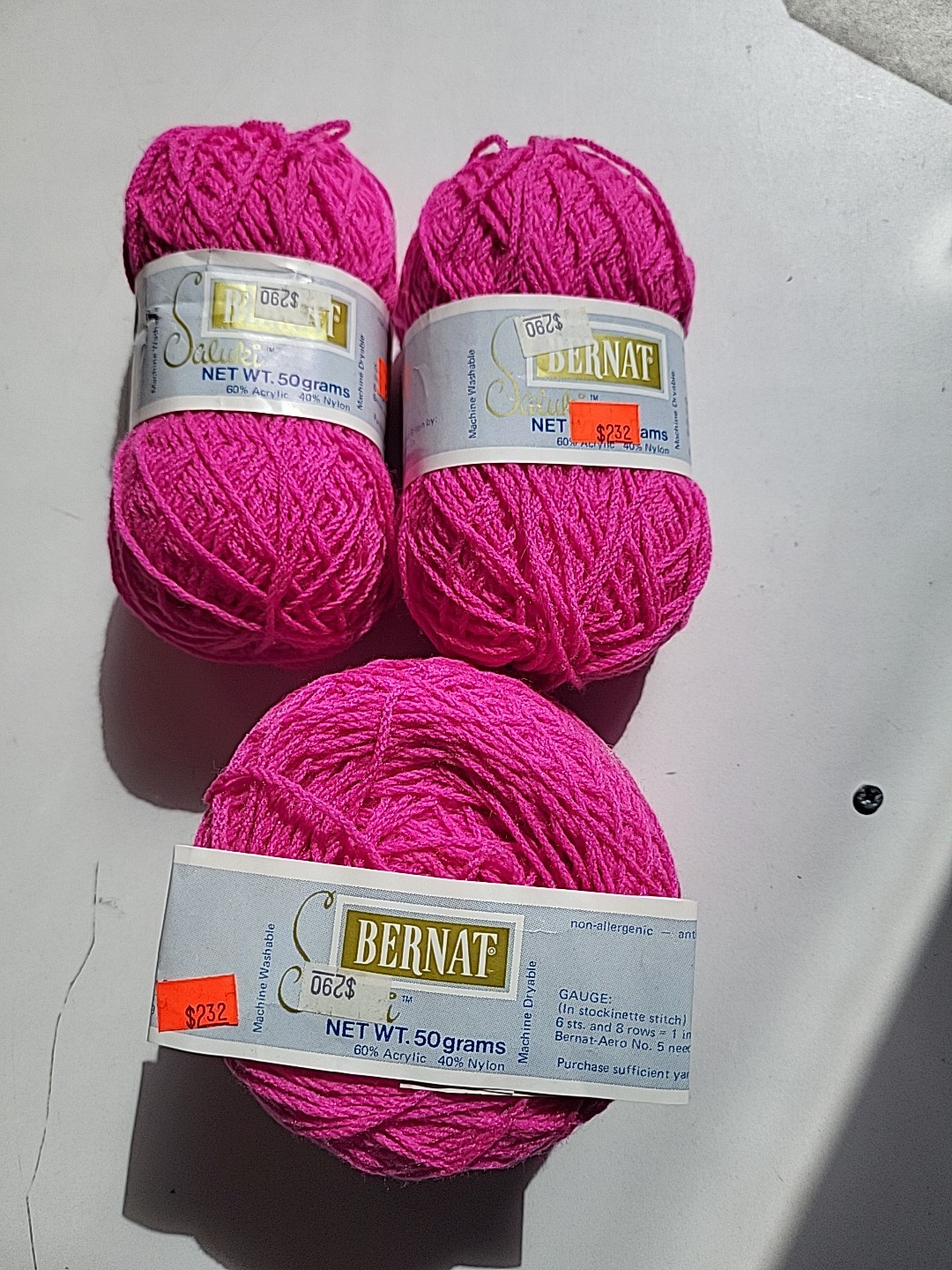 Bernat Yarn SALUKI Fuchsia Pink 50g Made In USA Free Shipping