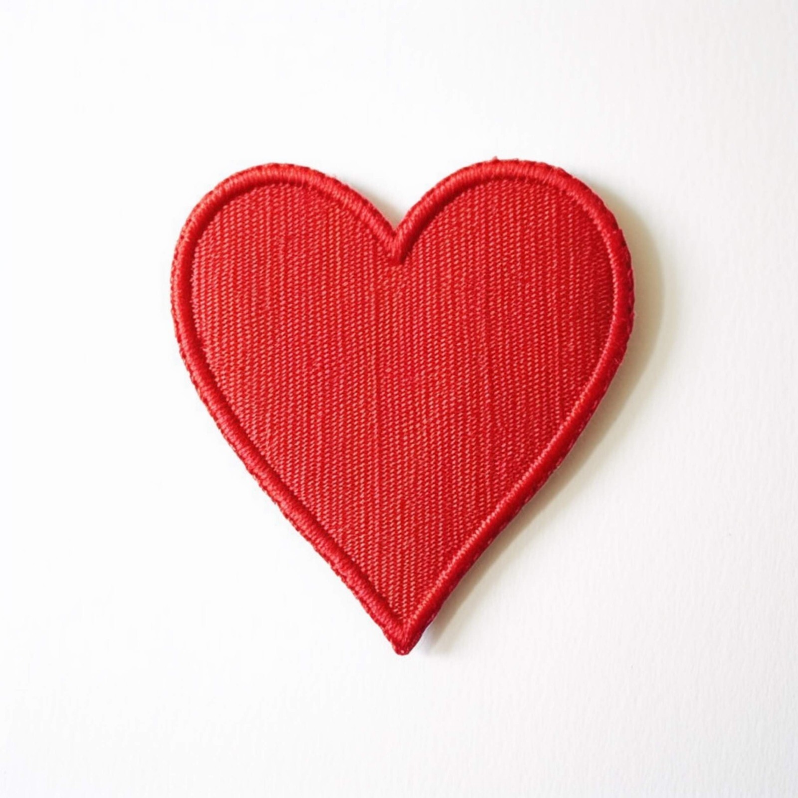Heart Patch Iron-on Applique Clothing Love Badge Valentine’s Day Red Rose Gift