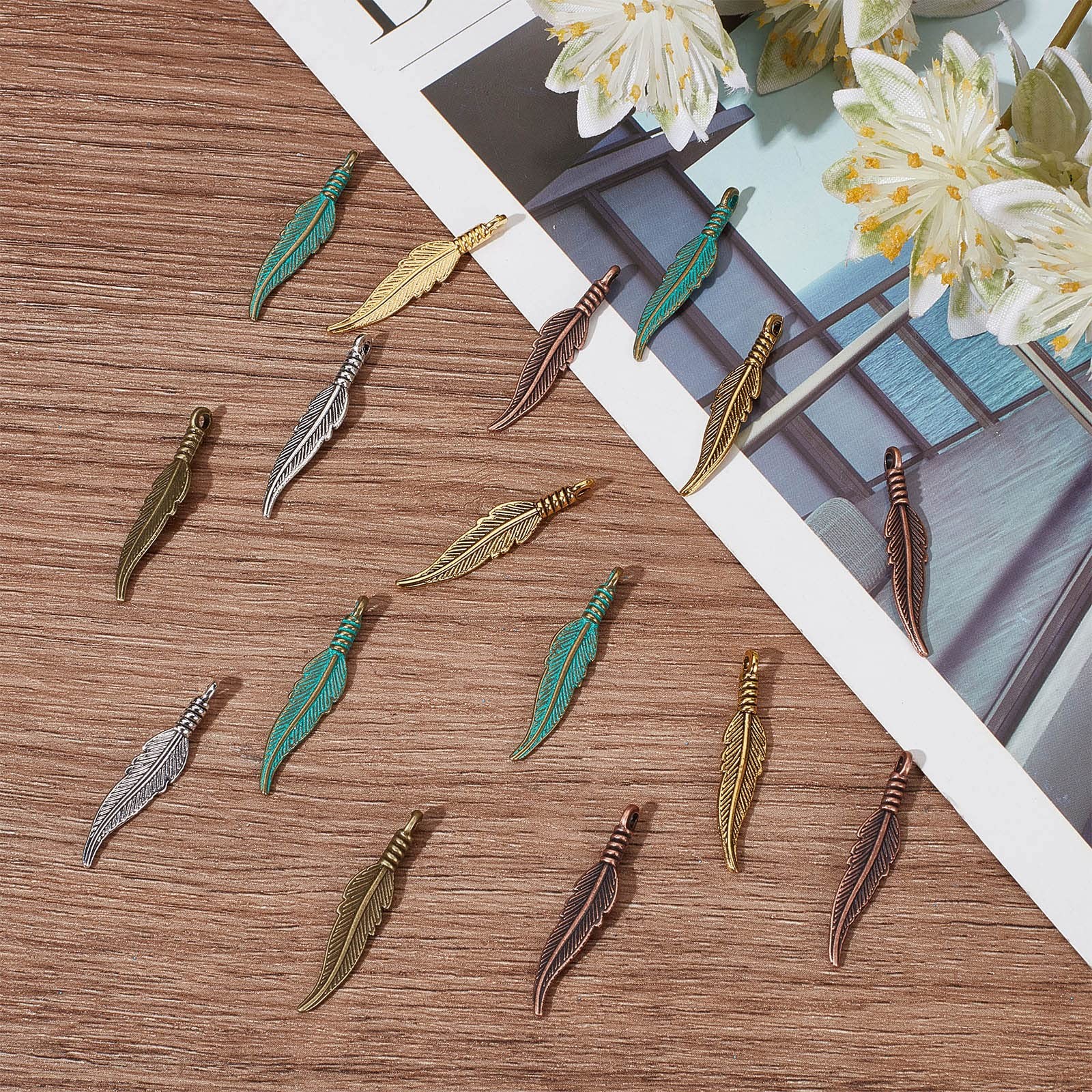 SUNNYCLUE 1 Box 120Pcs Feather Charms Bulk Bohemian Style Small Multicolor