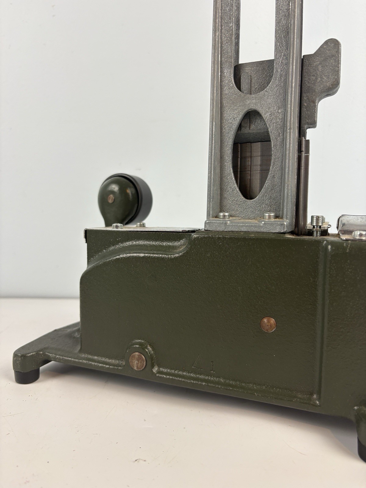 SteelPix Model 35E Professional Stemming Machine + Steel Picks And Weight