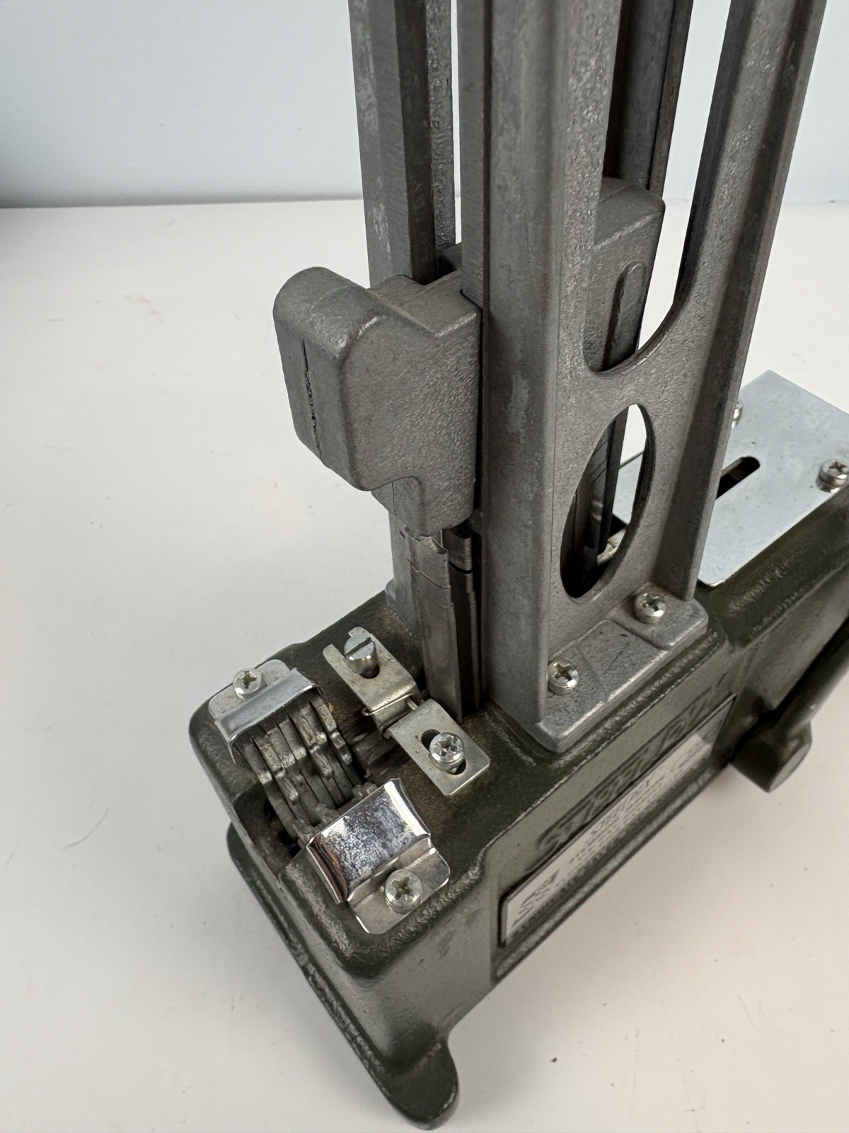 SteelPix Model 35E Professional Stemming Machine + Steel Picks And Weight