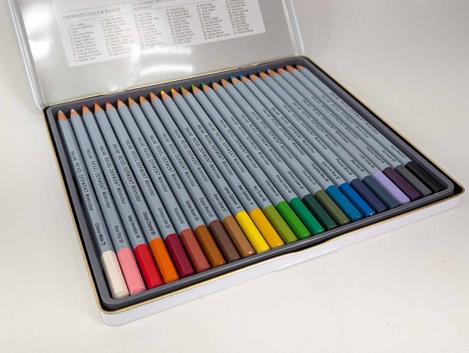 Derwent Watercolor Pencils Set of 24 – 32883 – Pencil Set