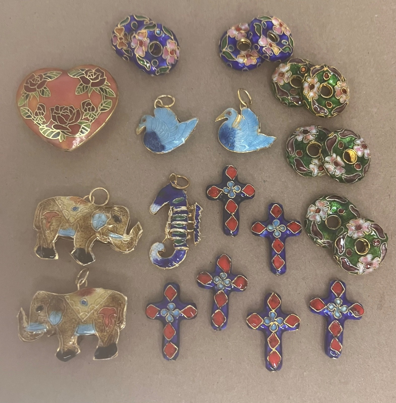 Lot cloisonné beads, Round Donuts, Seahorse, Elephants, Heart, Birds, Crosses 22