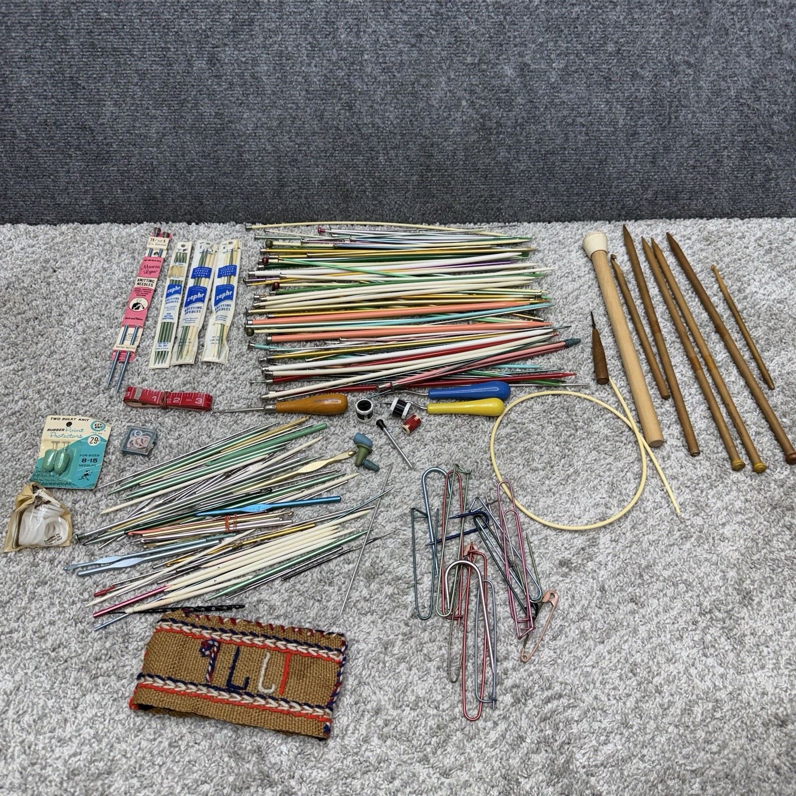 HUGE LOT crochet knitting needles hooks metal wood plastic (READ)