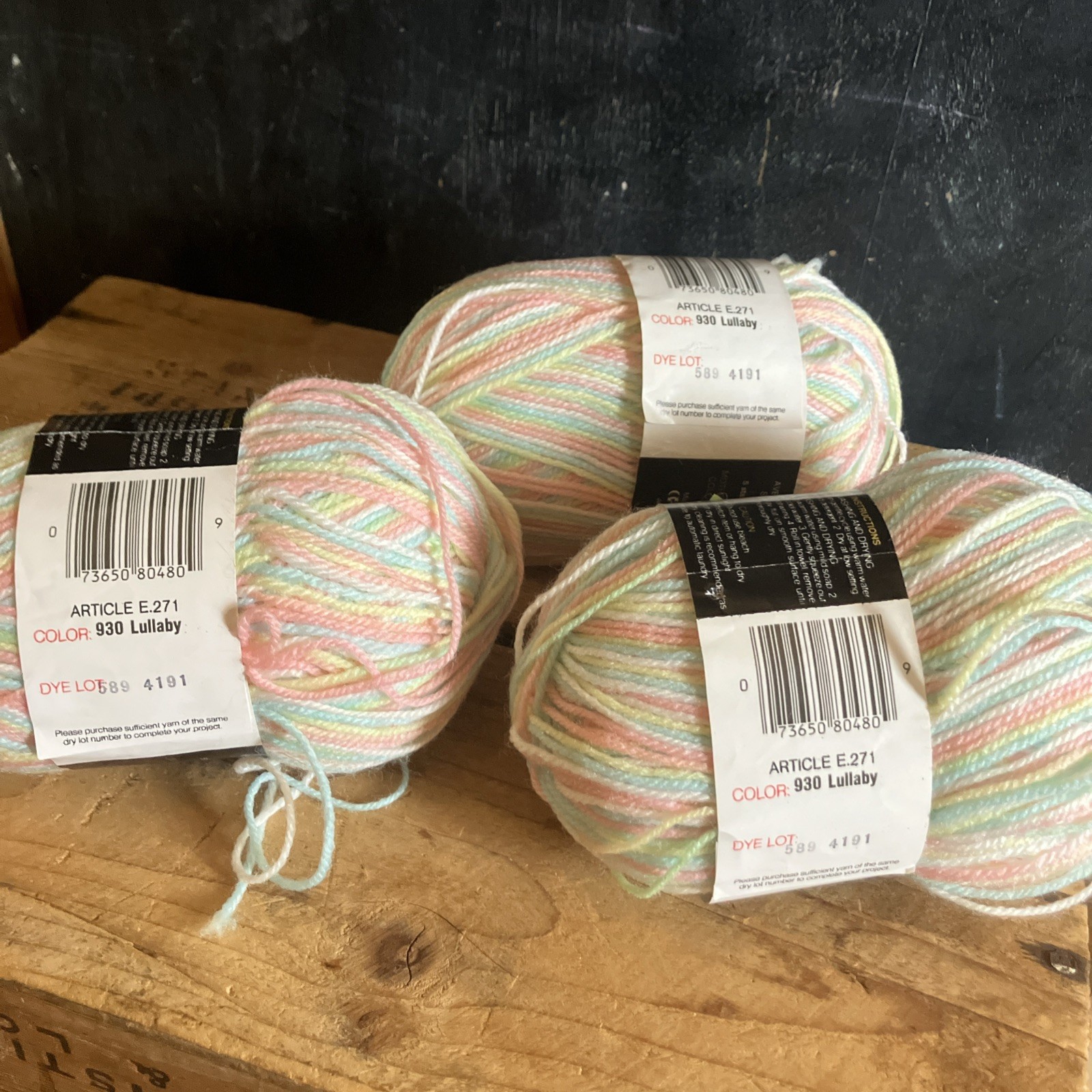 3X VTG Red Heart Super Sport 3-ply Yarn 930 Lullaby 589 4191 Pastel Rainbow 3oz