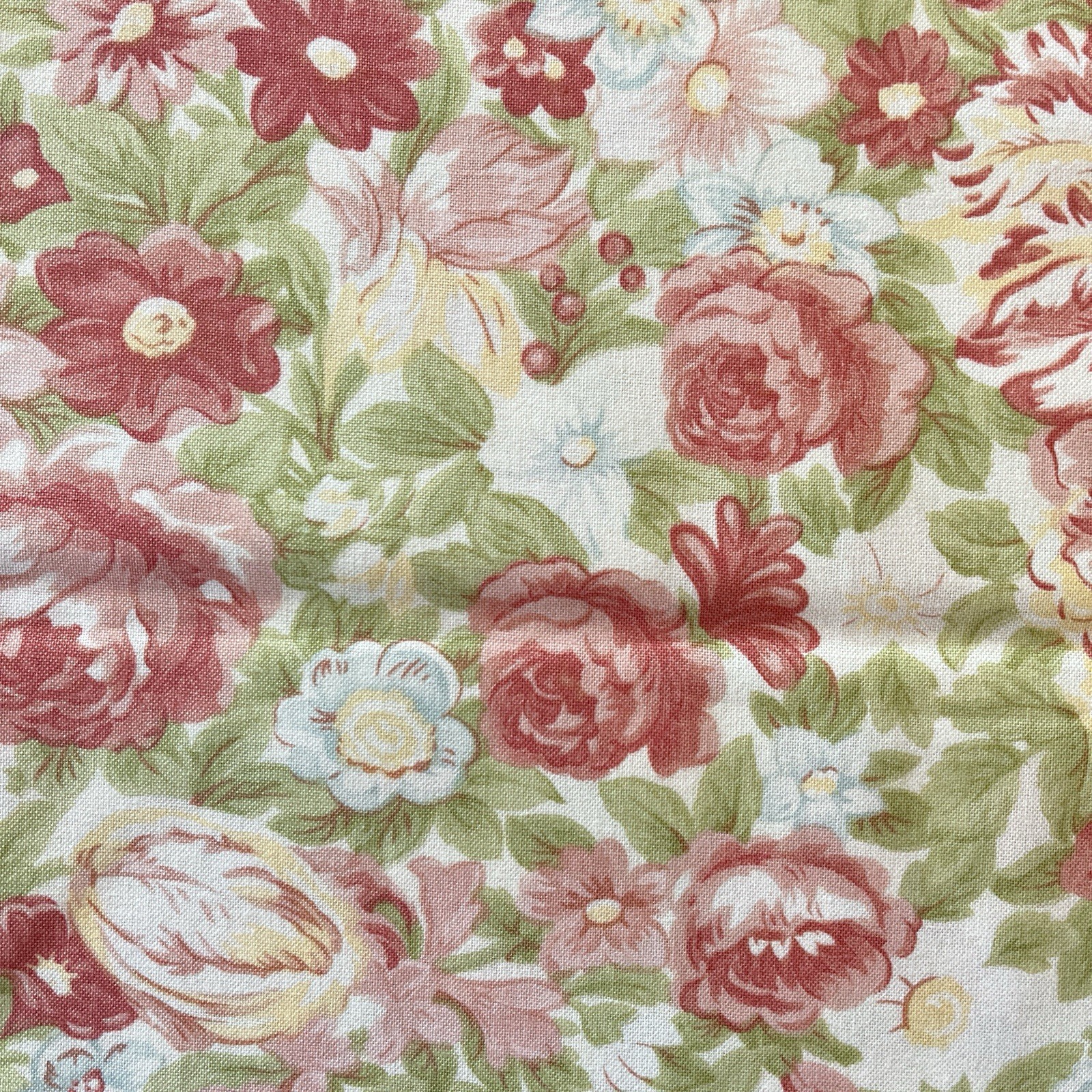 Faded Memories White Dusty Pink Green Floral Rise Tulip Daisy 3 Sisters 2 Yards