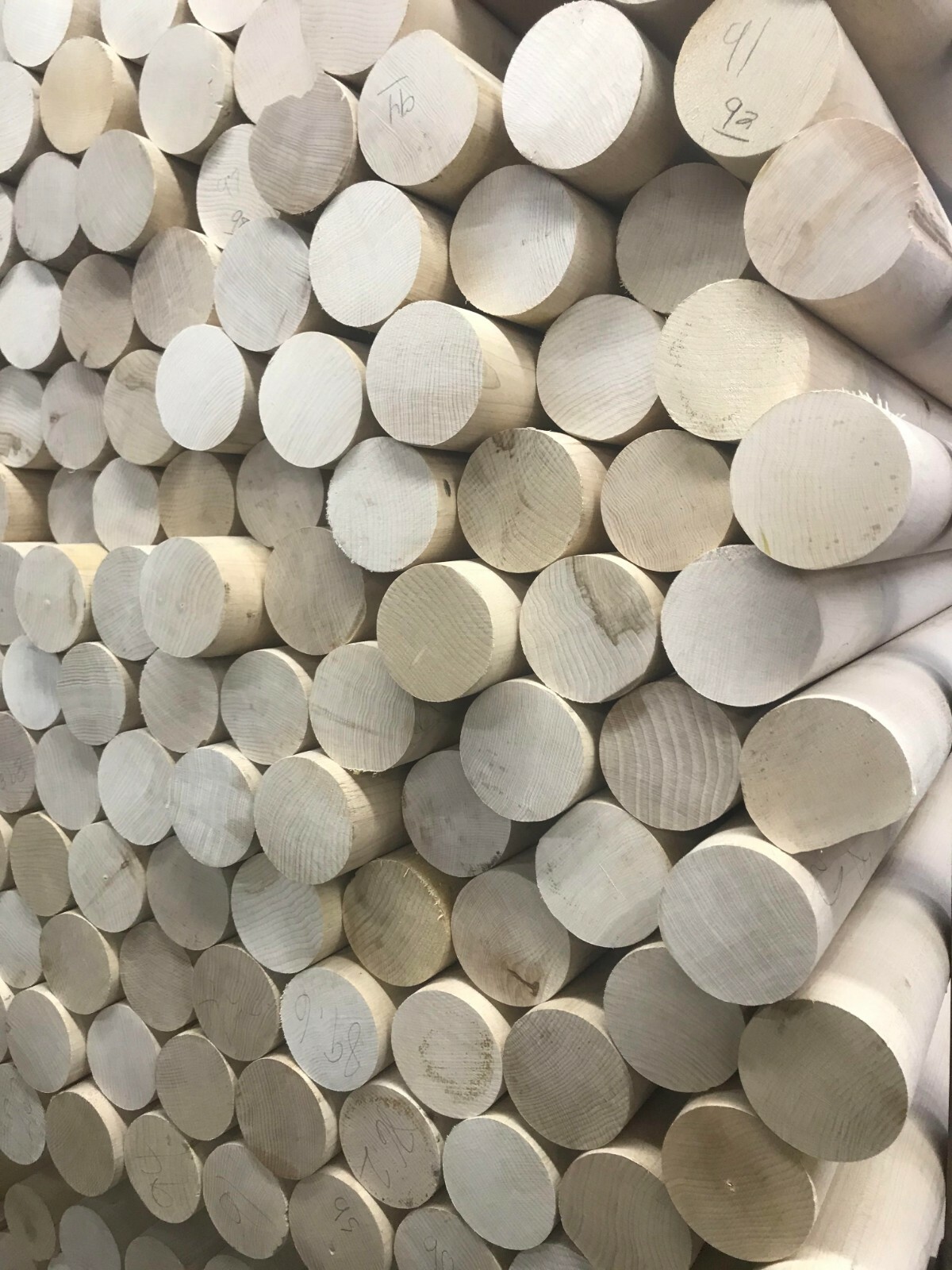 2-3/4″x36″ *FACTORY-SECOND* CURLY Hard Maple Dowel *Kiln Dried* Turning Wood