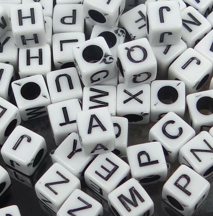 5mm White Black Acrylic Cube Letter Alphabet Beads spacer (100 pcs)