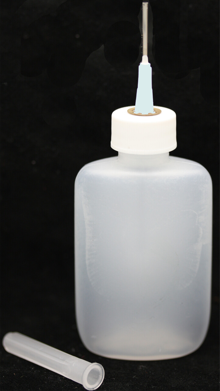 5 Pack 1-1/4oz Oval Bottle Plastic Solvent Applicator 16-gauge Needle