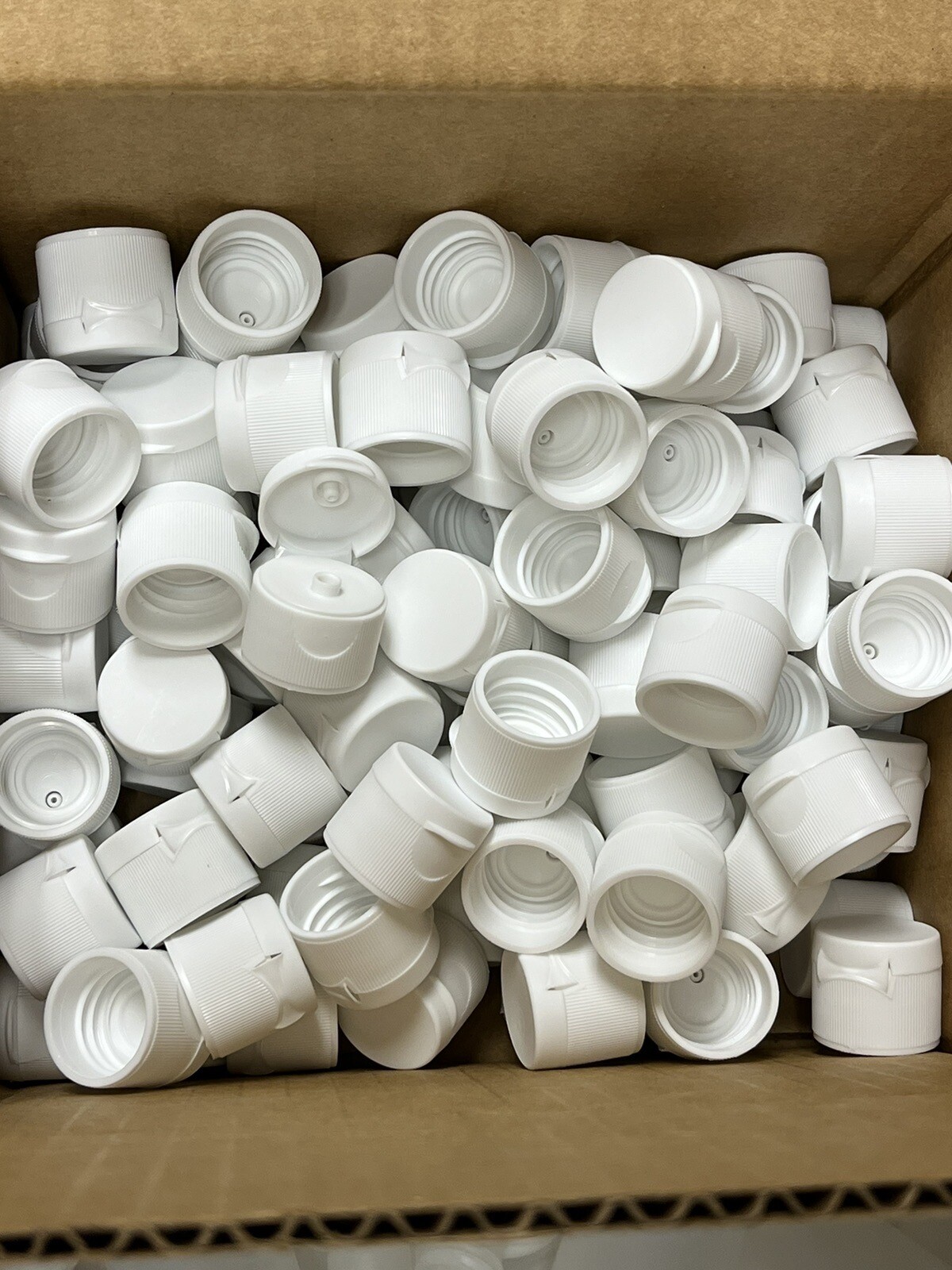 100 pack- 2oz (60mL) Plastic Boston Round Squeeze Bottles (With Caps) GOOD QUAL