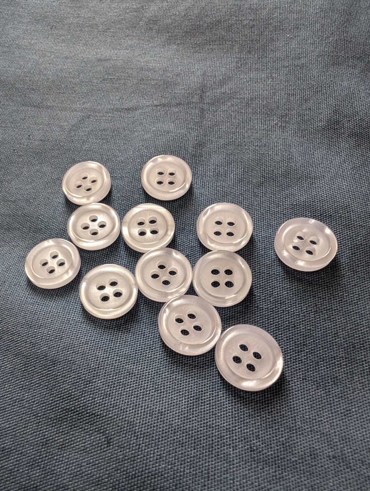 1 Dozen (12) 16L Shirting Buttons (10.2 mm 13/32 in) Resin – Pearl Coloured