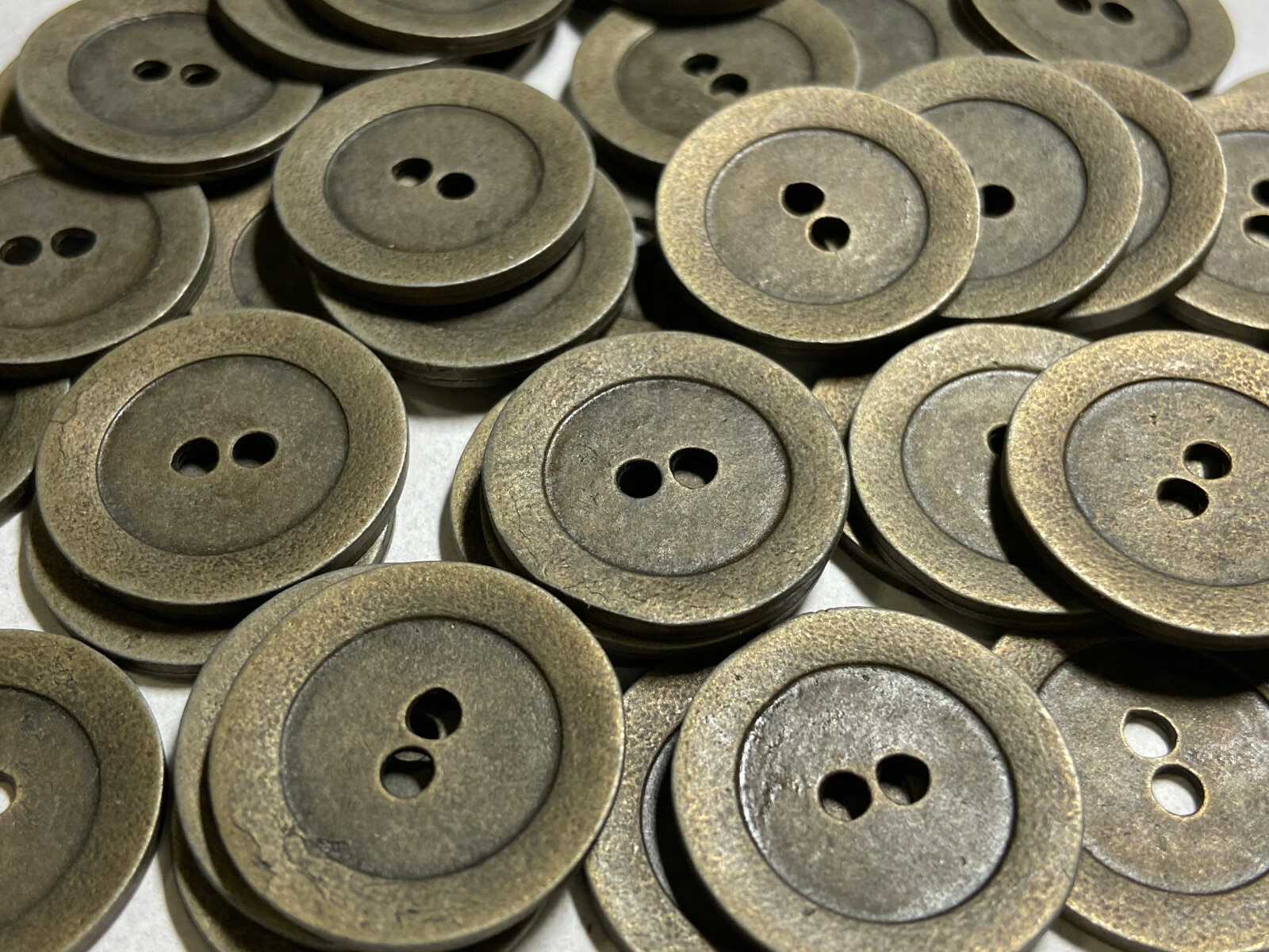 European Classic Wide Rim Metal Button Vintage Brass Finish 13 15 18 23mm 2hole