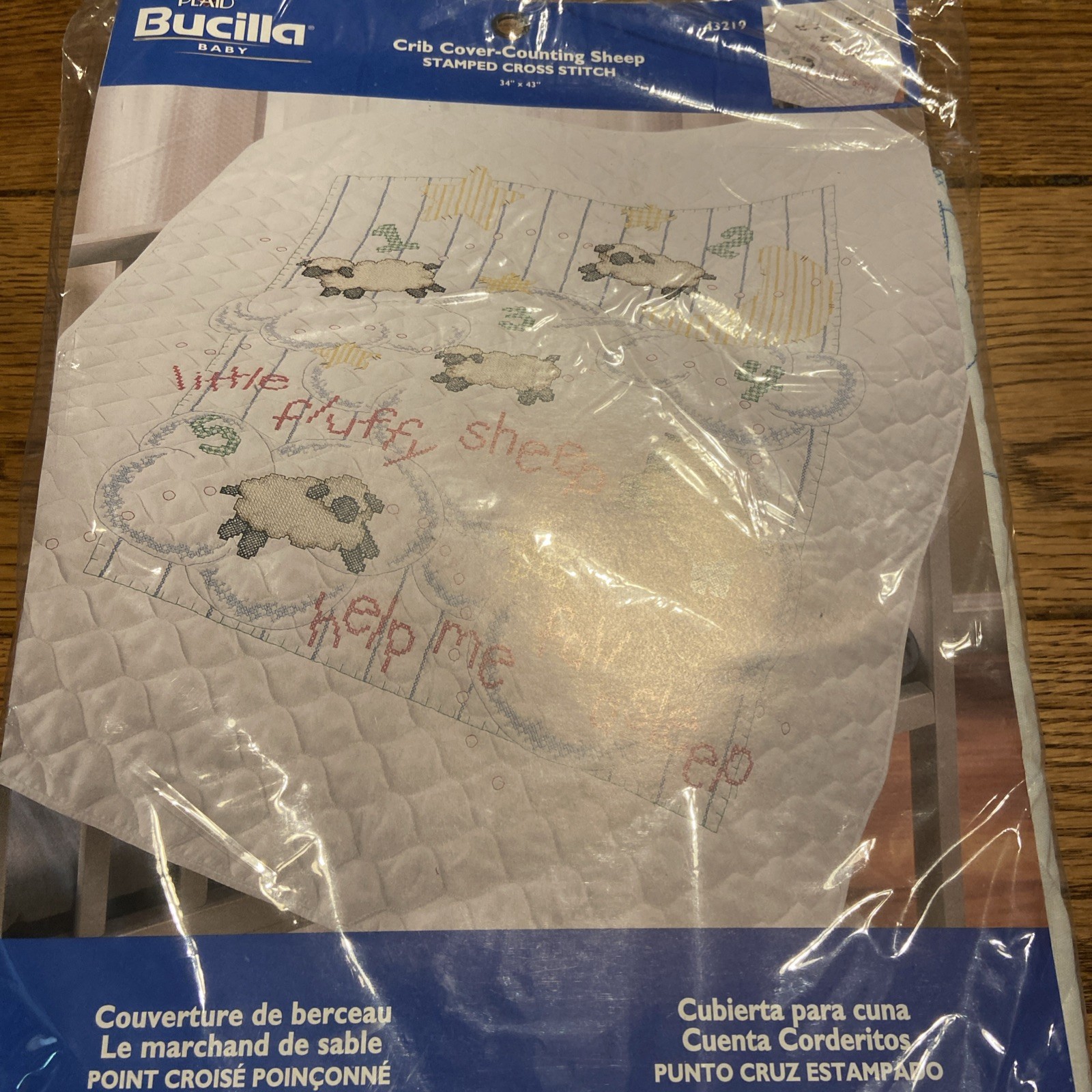 New Vintage 2002 Plaid Bucilla Baby Embroidery Kit Crib Cover Counting Sheep