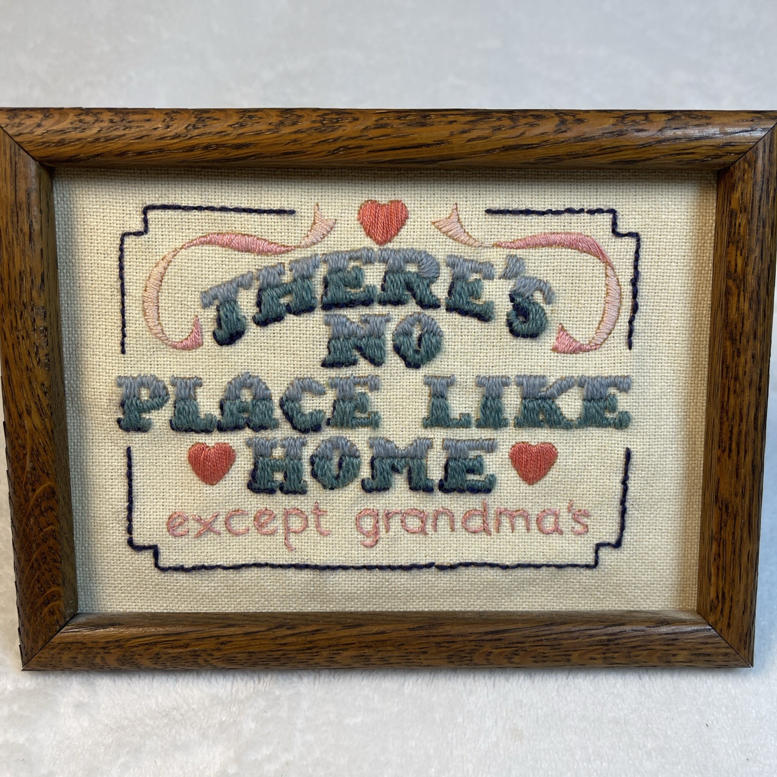 VTG Framed Crewel Embroidery “There’s No Place Like Home Except Grandma’s” 8×6″