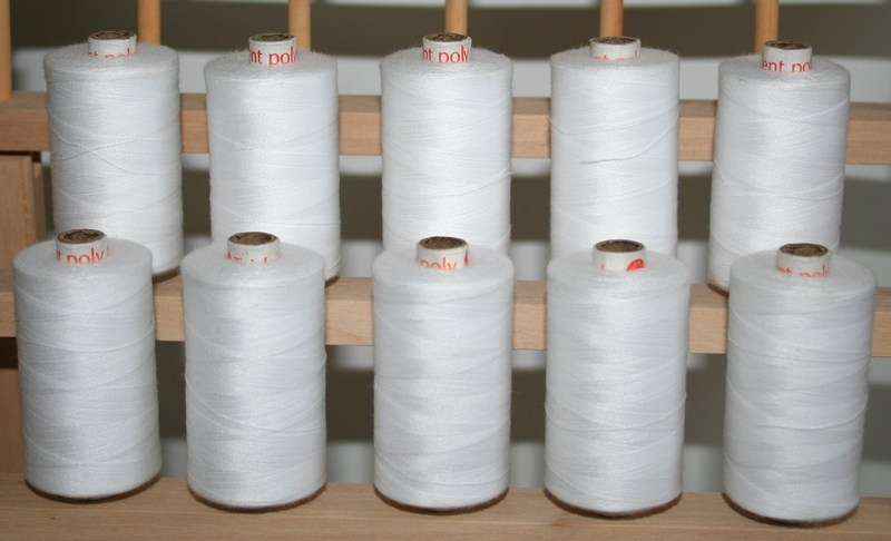 LARGE 3 PLY 1000M WHITE QUILTING SEWING SERGER THREAD