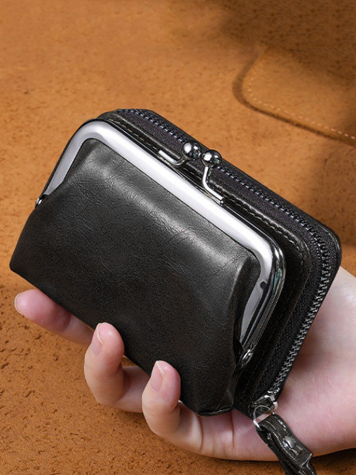 Women’s Wristlet Wallet Retro Short Card Holder Large Capacity Money Clip Purse