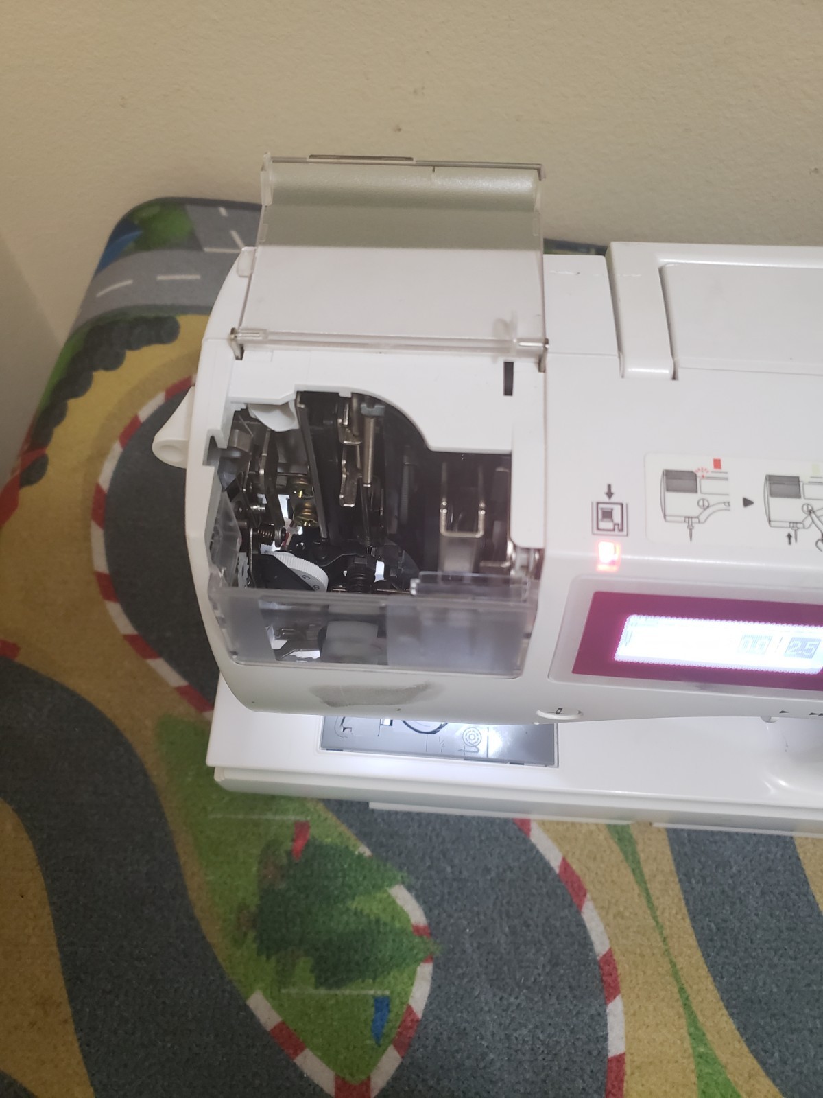 Brother CS-8150 Computerized Sewing Machine