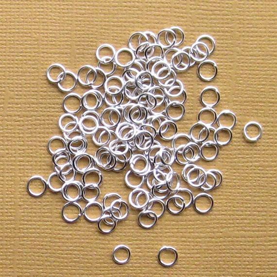 Silver Tone Jump Rings 4mm x 0.7mm – Open 21 Gauge – 200 Rings – J047