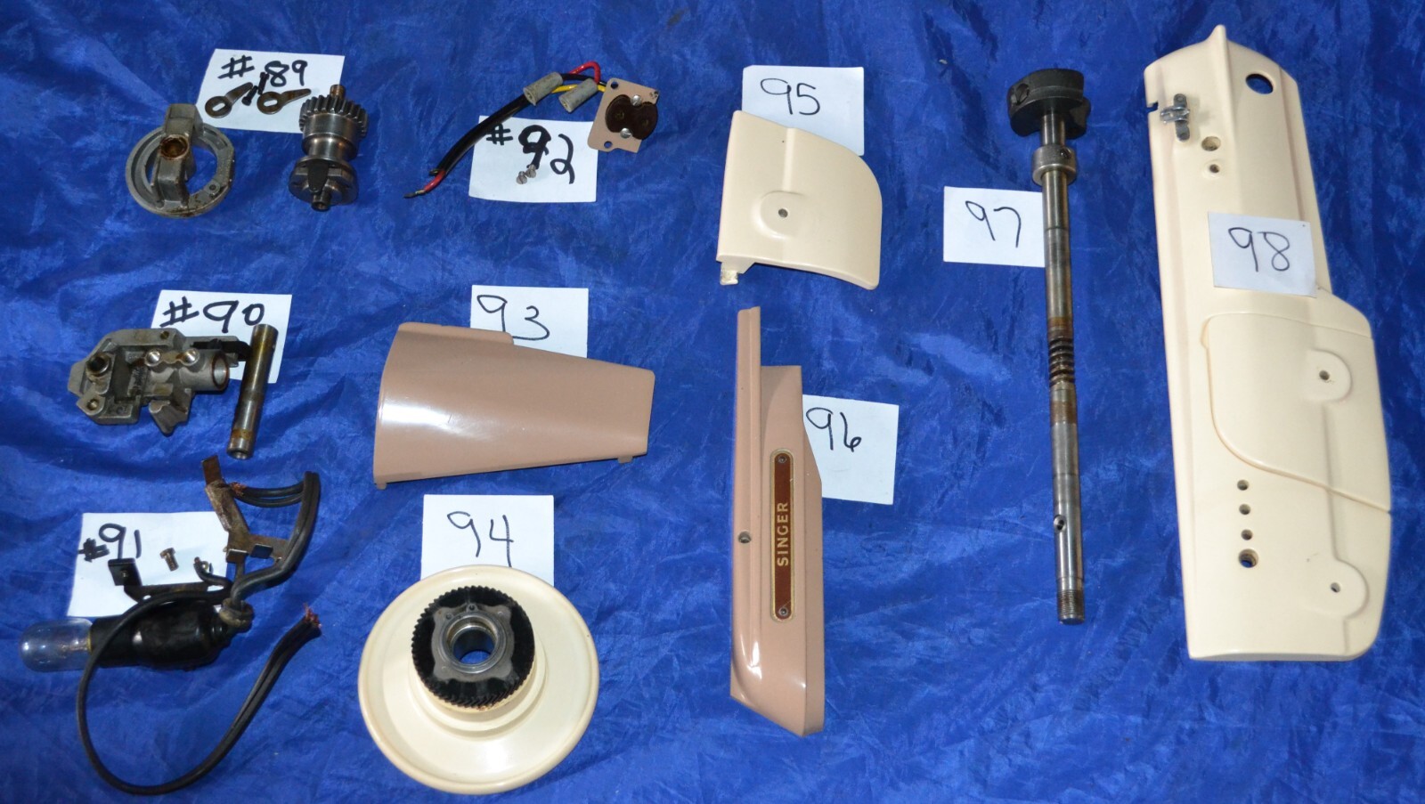 SINGER 403 403A ORIGINAL SLANT NEEDLE SEWING MACHINE PARTS USED