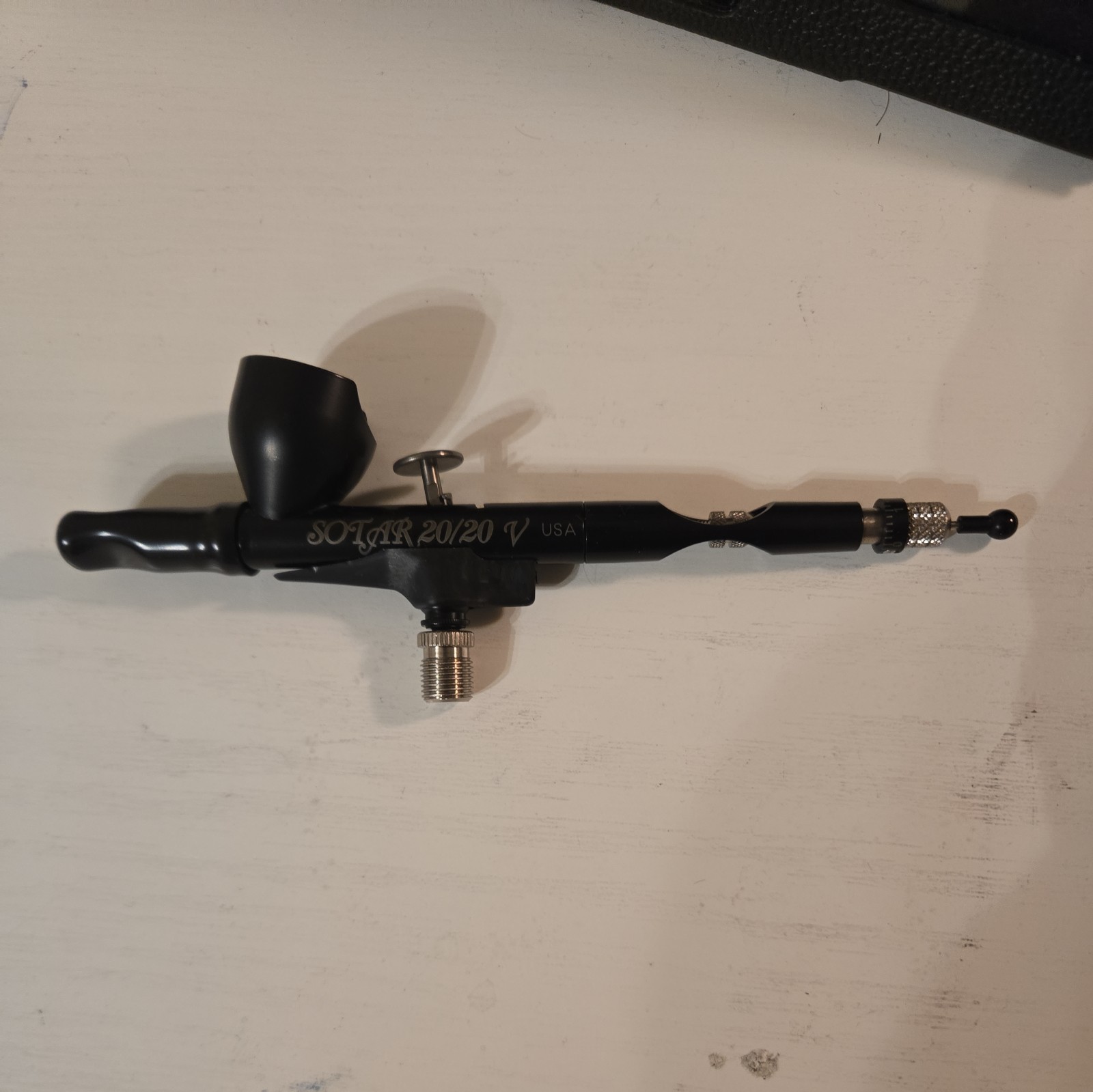 Badger Air-Brush Co. – Sotar 20/20 Gravity Feed Airbrush, 2020-2F